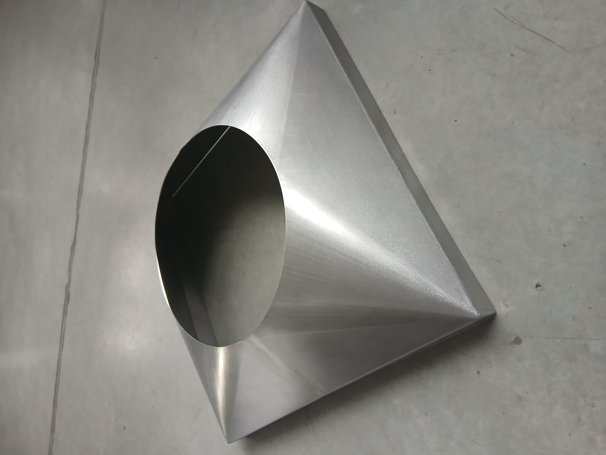 Stainless-steel cleaning chute for food industry